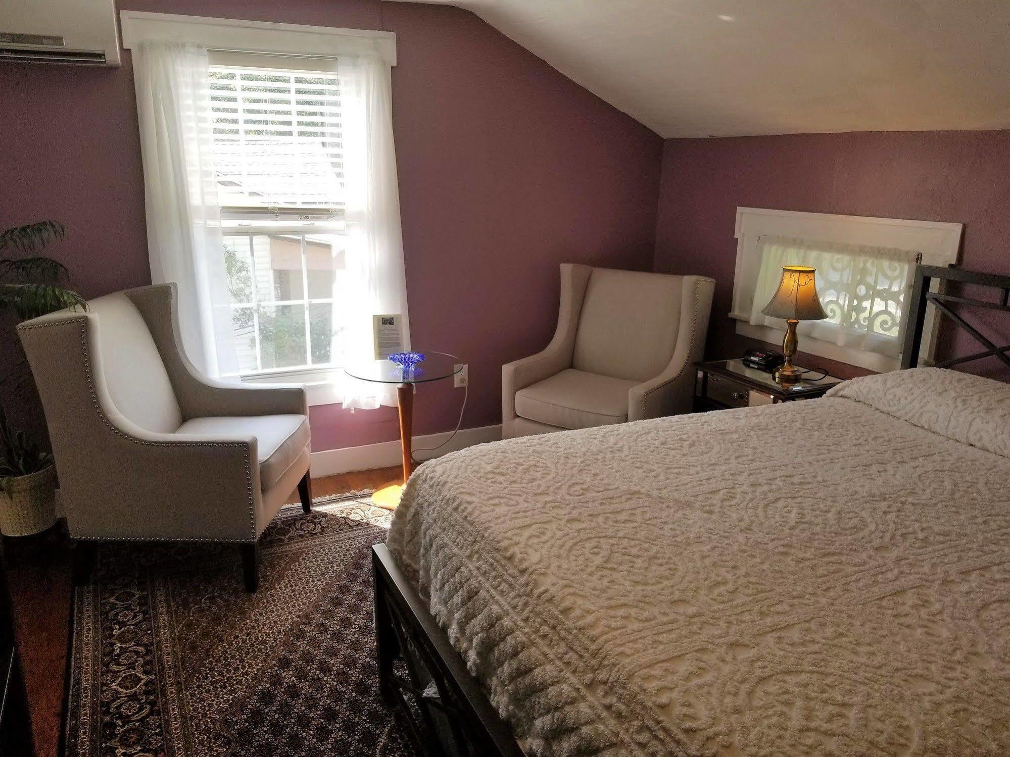 The Blackberry Inn Bed & Breakfast Watkins Glen Eksteriør bilde